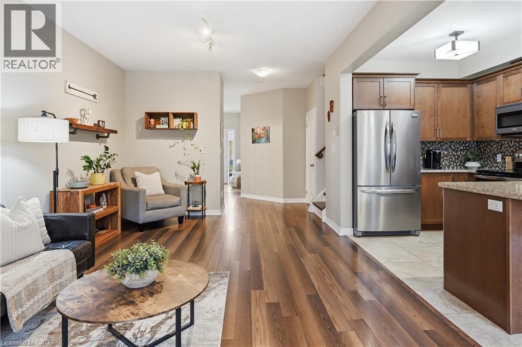 64 Springvalley Crescent, Hamilton, Ontario  L9C 7X3 - Photo 10 - 40810533