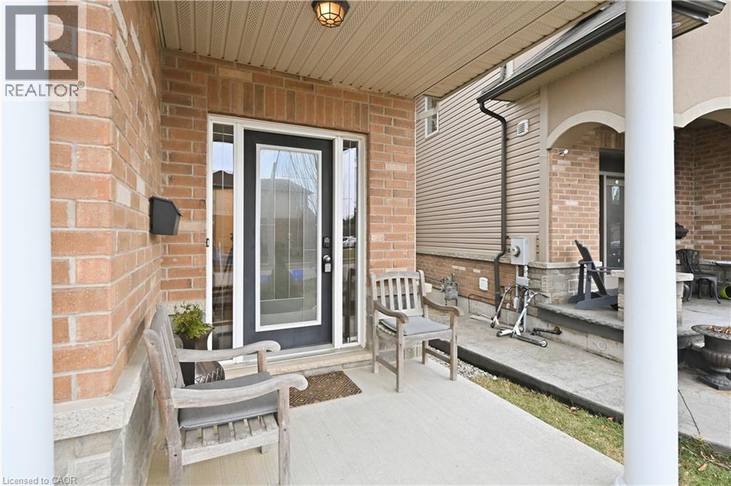 64 Springvalley Crescent, Hamilton, Ontario  L9C 7X3 - Photo 4 - 40810533