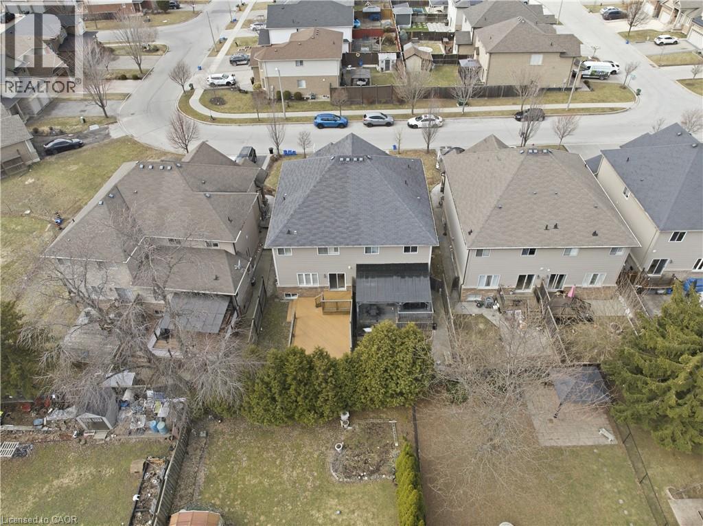 64 Springvalley Crescent, Hamilton, Ontario  L9C 7X3 - Photo 45 - 40810533