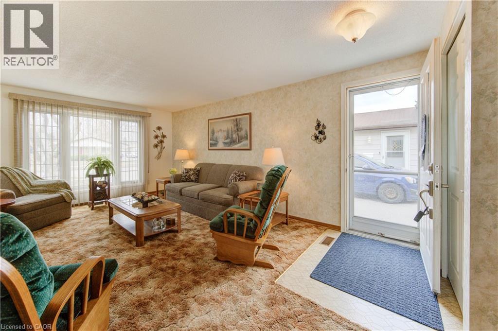 187 Traynor Avenue, Kitchener, Ontario  N2C 1W4 - Photo 5 - 40808070