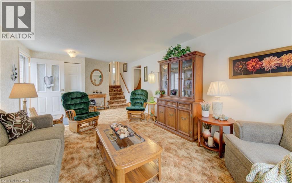 187 Traynor Avenue, Kitchener, Ontario  N2C 1W4 - Photo 8 - 40808070