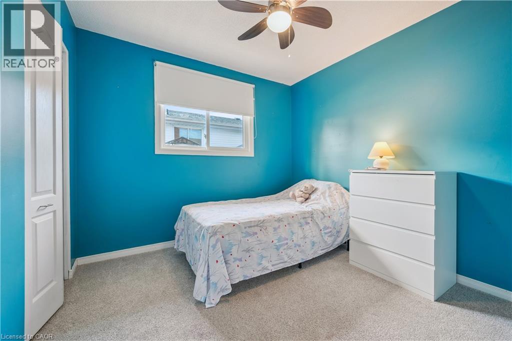 27 Graywood Court, Kitchener, Ontario  N2E 1W2 - Photo 14 - 40810938