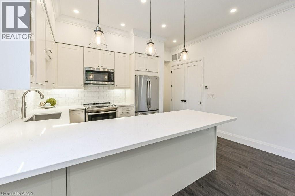 139 Macnab Street Unit# A, Hamilton, Ontario  L8P 3C4 - Photo 3 - 40811008