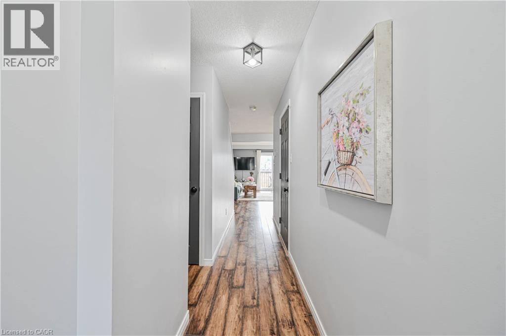 355 Fisher Mills Road Unit# 70, Cambridge, Ontario  N3C 4N5 - Photo 6 - 40811283