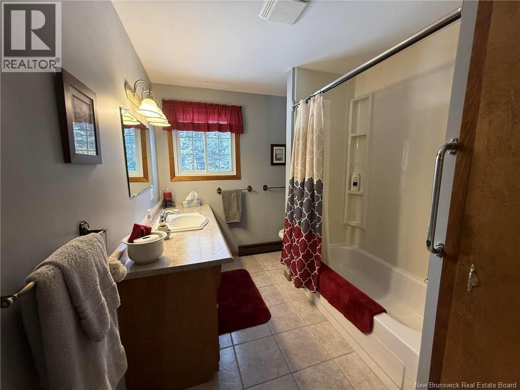 6 Rideout Road, Hartland, New Brunswick  E1P 3K4 - Photo 13 - NB133708