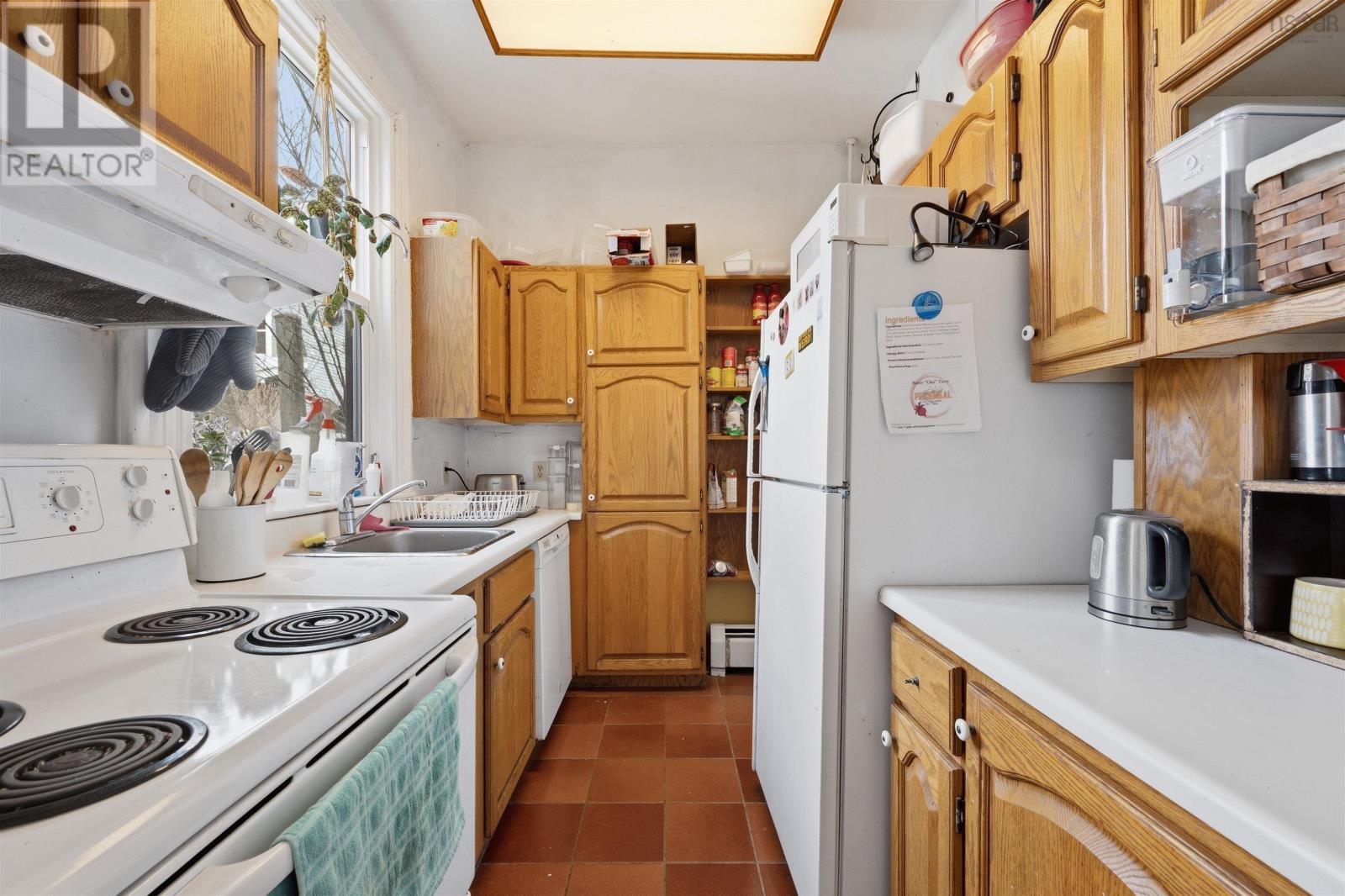 6313 Norwood Street, Halifax, Nova Scotia  B3H 2K9 - Photo 11 - 202604327