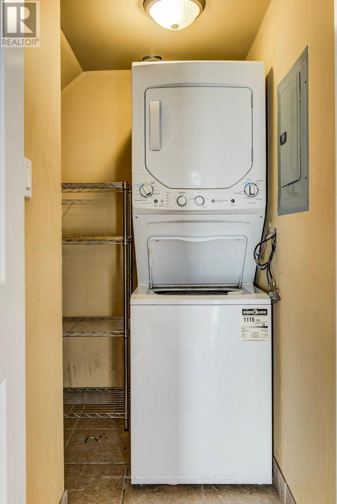 201 - 555 King Street E, Kitchener, Ontario  N2G 2L9 - Photo 19 - X12869910