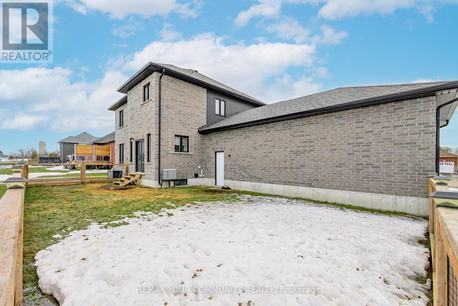 20 Mccrae Crescent, Kawartha Lakes, Ontario  K0M 2T0 - Photo 35 - X12869962