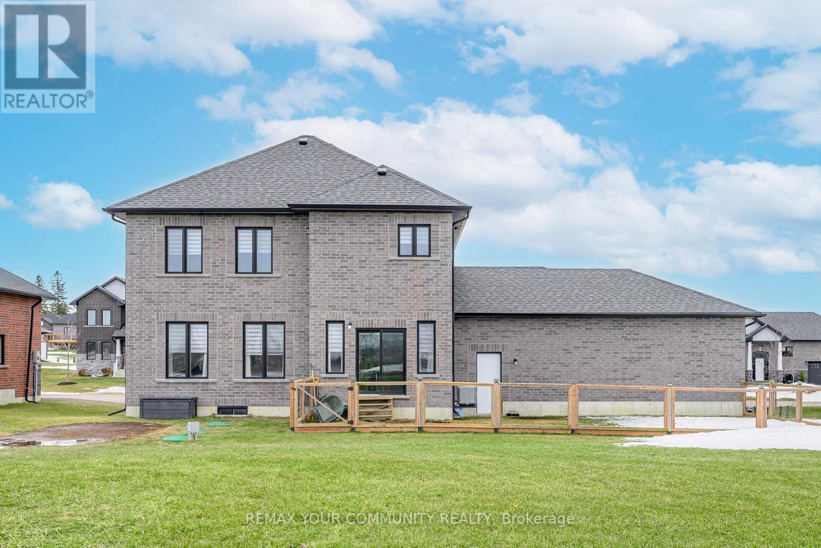 20 Mccrae Crescent, Kawartha Lakes, Ontario  K0M 2T0 - Photo 37 - X12869962