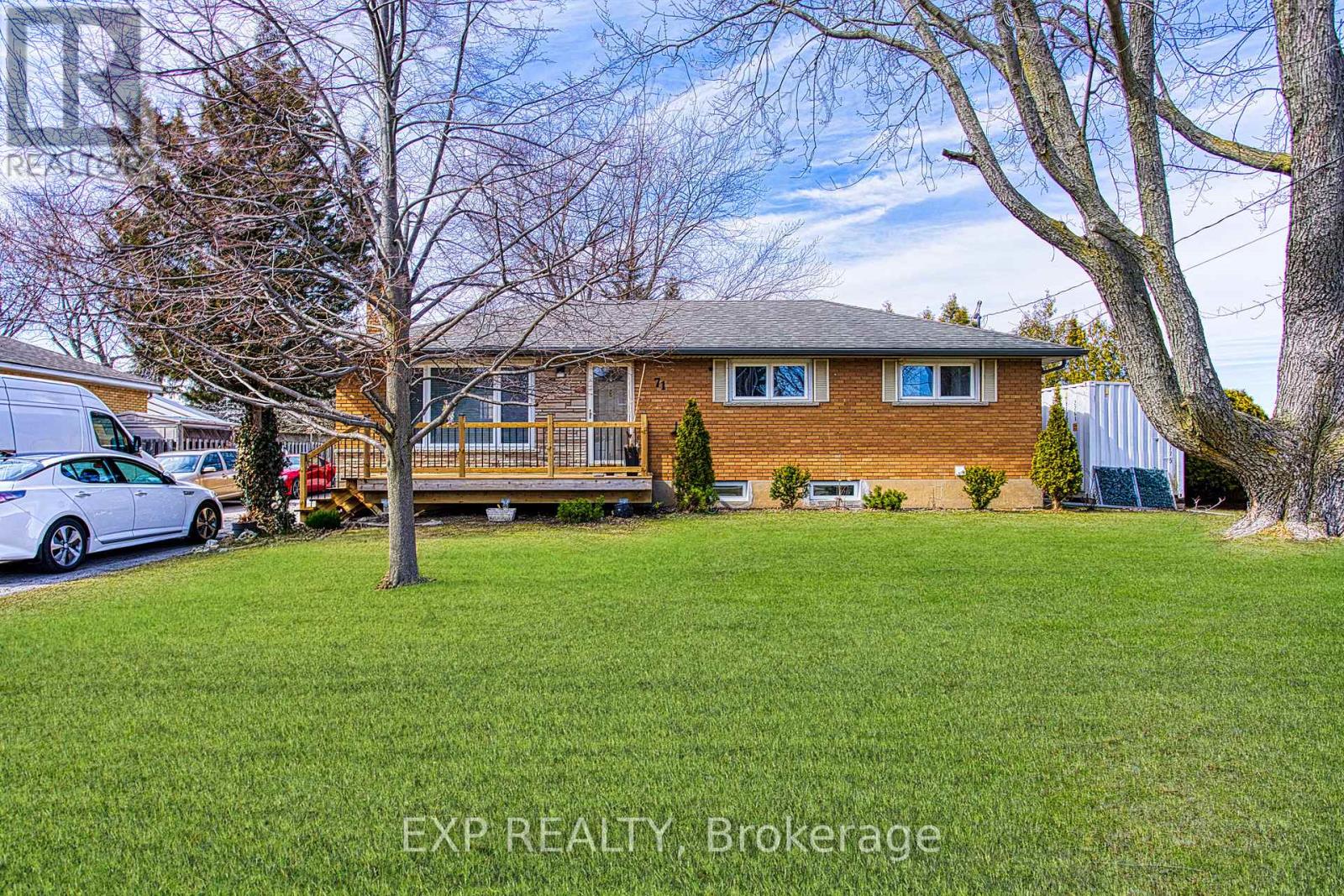 UPPER LEVEL - 71 EAST STREET, Hamilton, Ontario