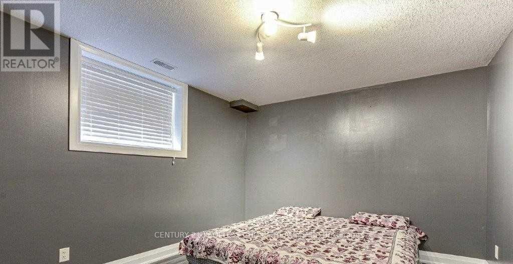 1880 Sedgefield Row, London North, Ontario  N6G 0P8 - Photo 16 - X12870104