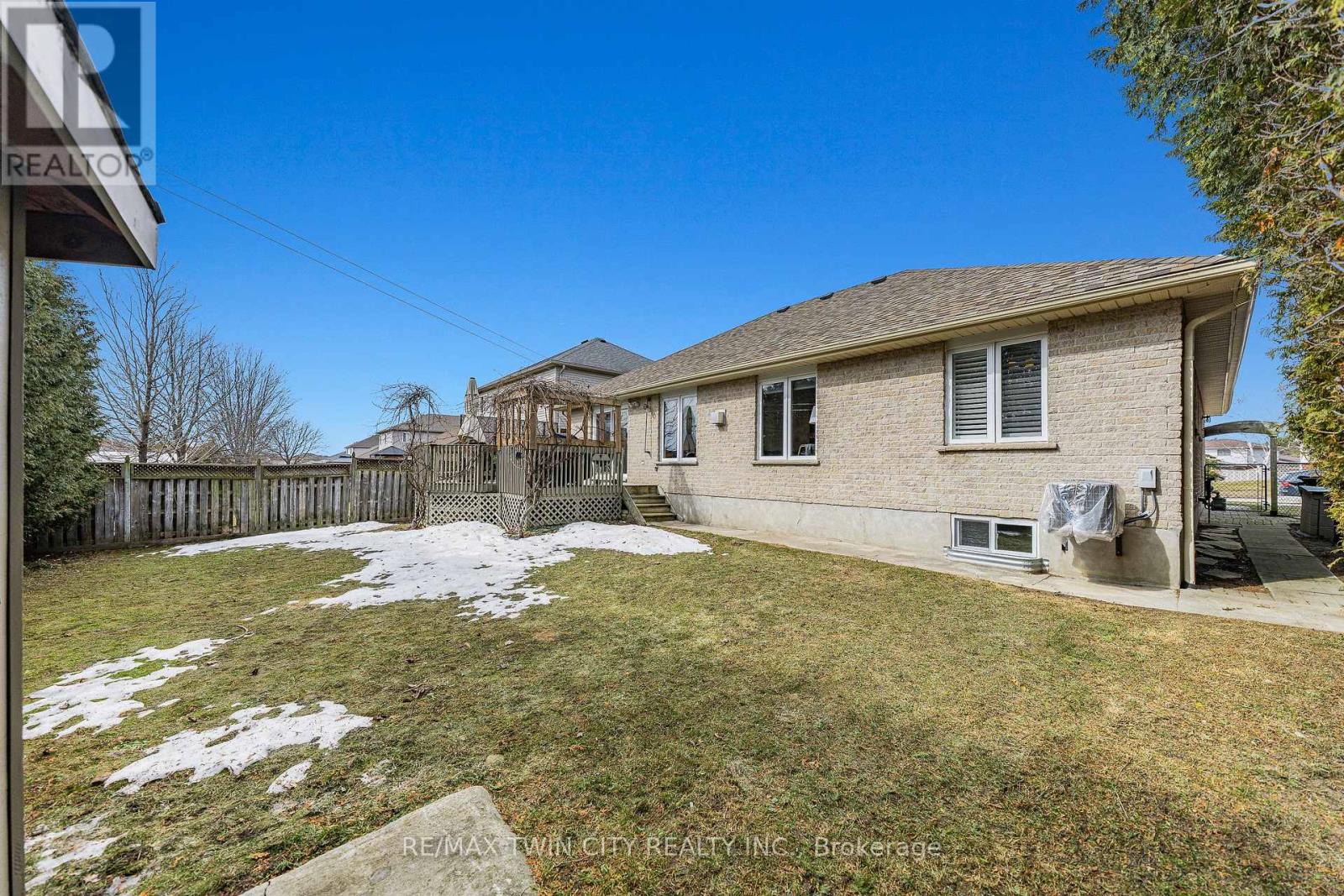 75 Schneller Drive, Wilmot, Ontario  N3A 2L5 - Photo 49 - X12870148