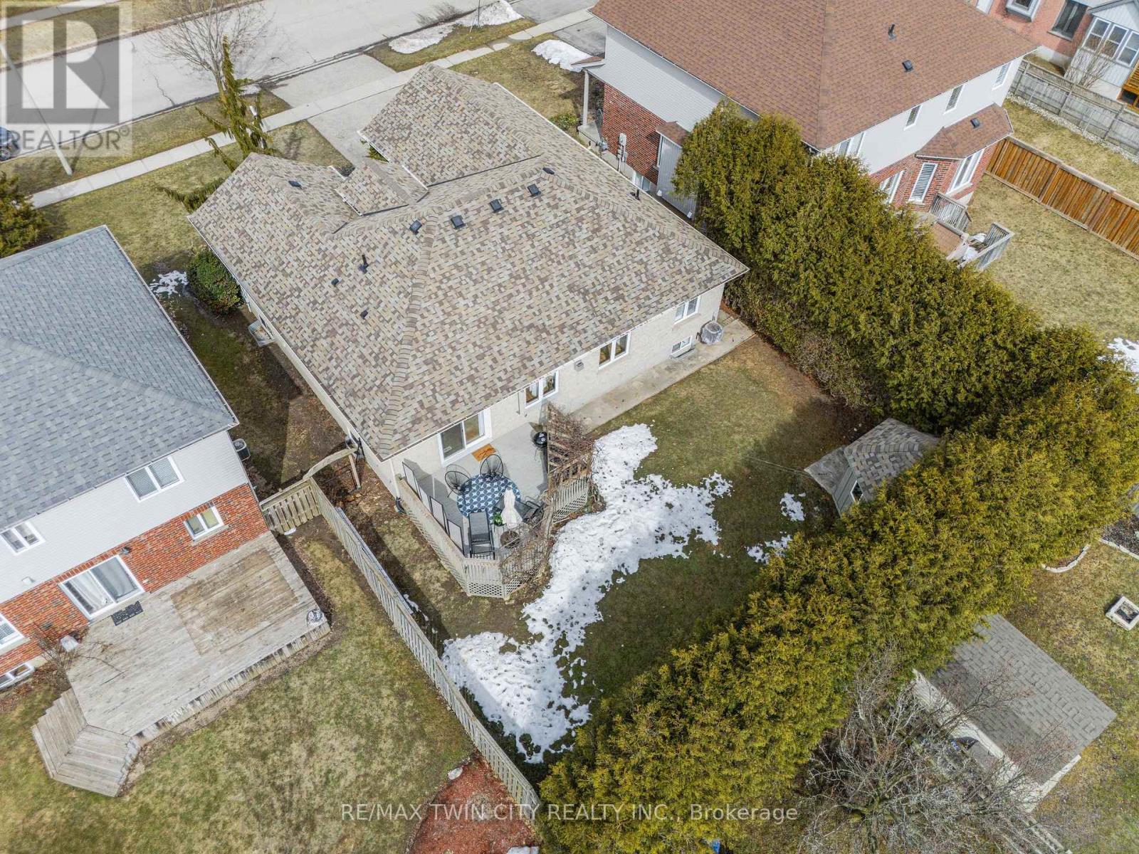 75 Schneller Drive, Wilmot, Ontario  N3A 2L5 - Photo 50 - X12870148