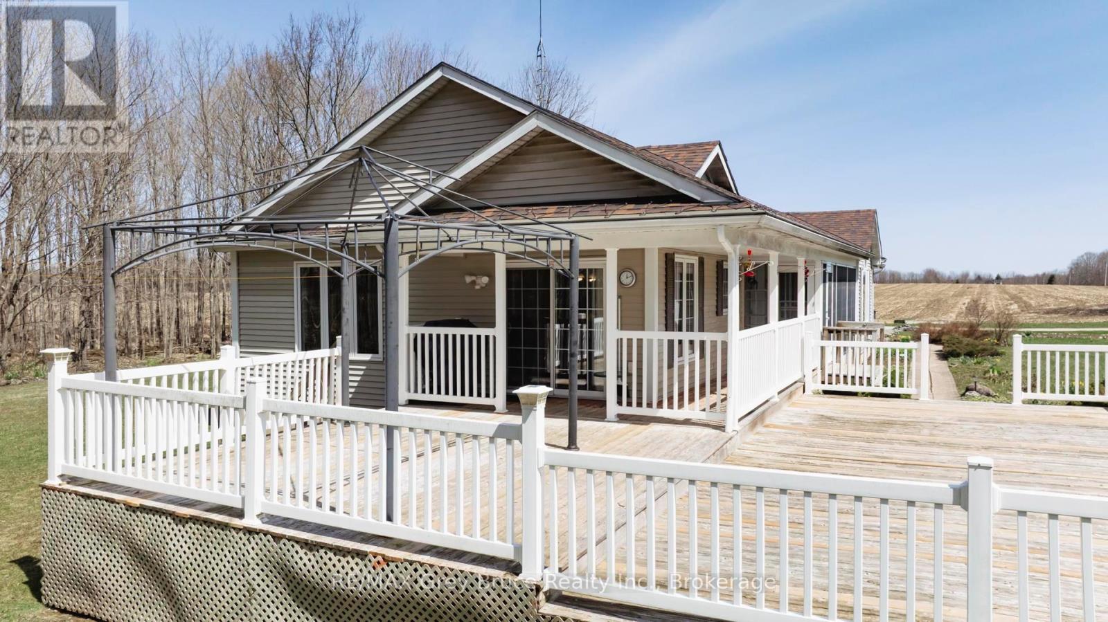 720291 20 Side Road, Chatsworth, Ontario  N0H 1R0 - Photo 2 - X12793340