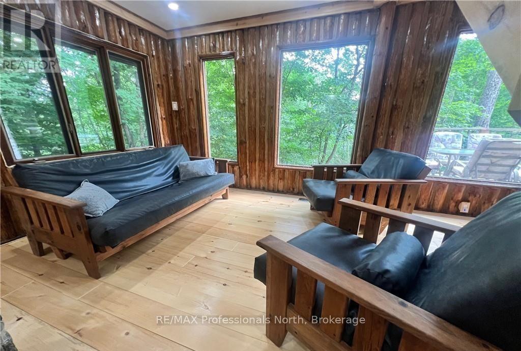 298 Angus Point Road, Machar, Ontario  P0A 1X0 - Photo 17 - X12865904