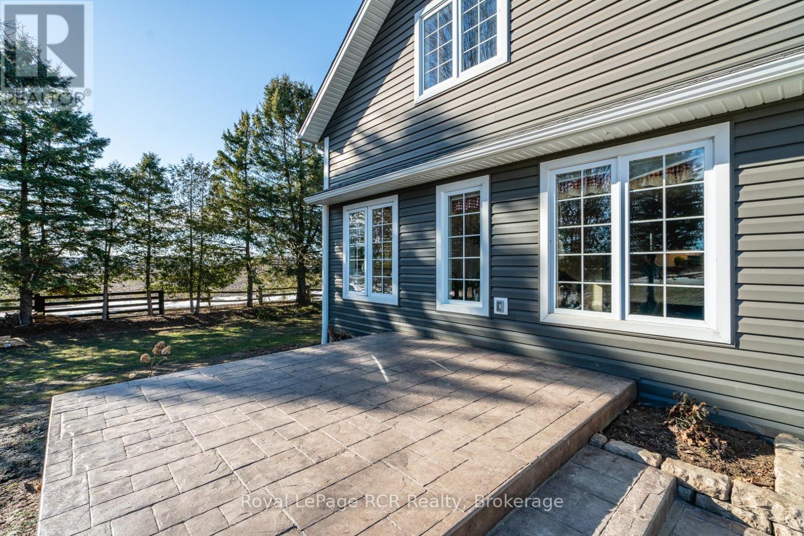 6206 12th Line, Minto, Ontario  N0G 1Z0 - Photo 4 - X12869072