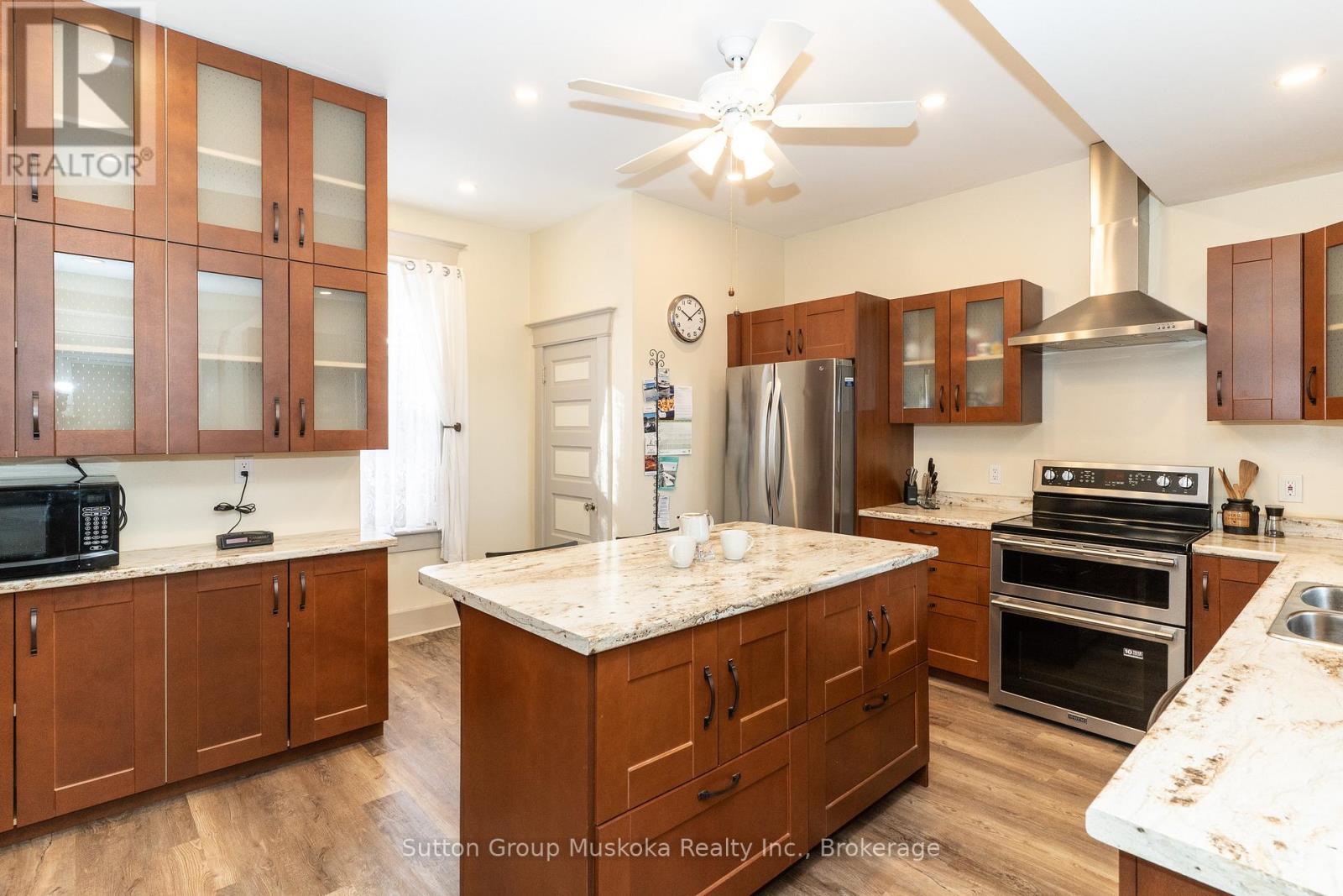 24 Mary Street W, Huntsville, Ontario  P1H 1V3 - Photo 15 - X12870140