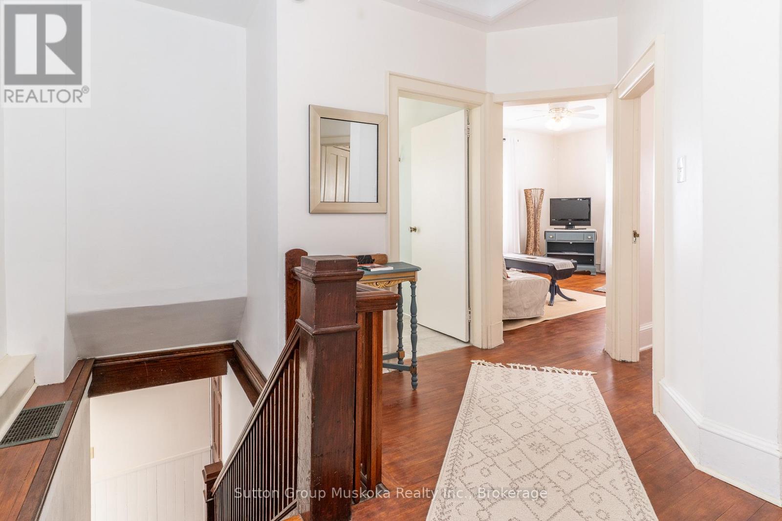 24 Mary Street W, Huntsville, Ontario  P1H 1V3 - Photo 21 - X12870140