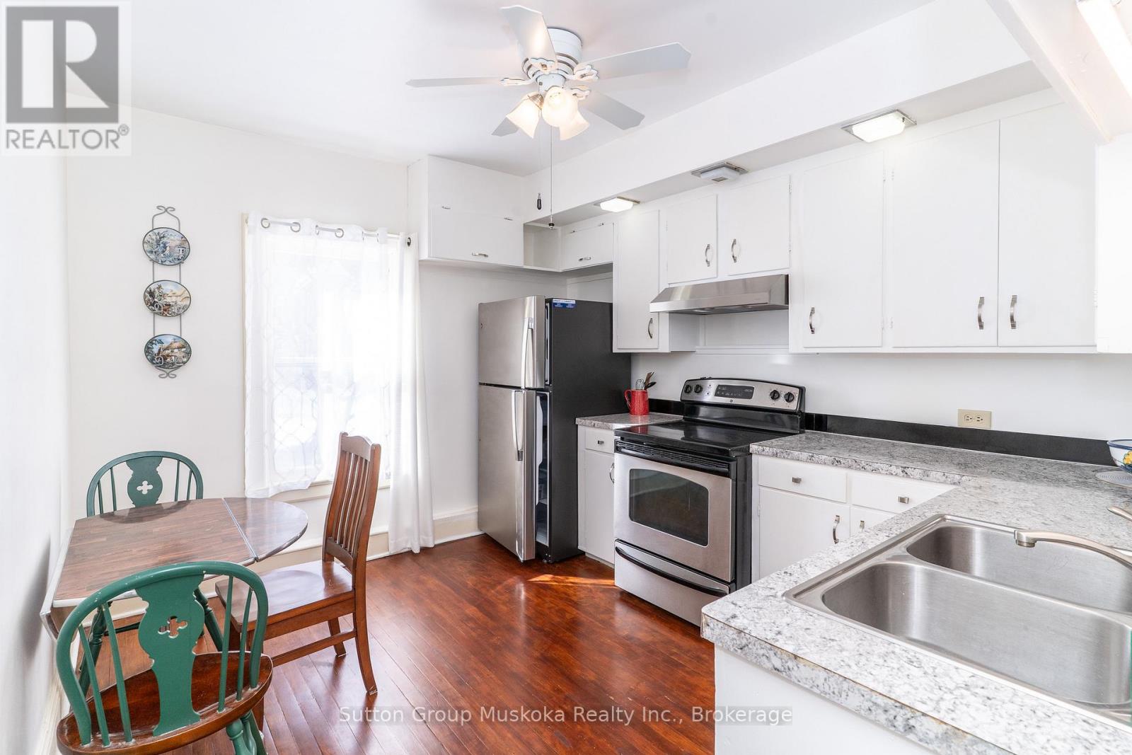 24 Mary Street W, Huntsville, Ontario  P1H 1V3 - Photo 26 - X12870140