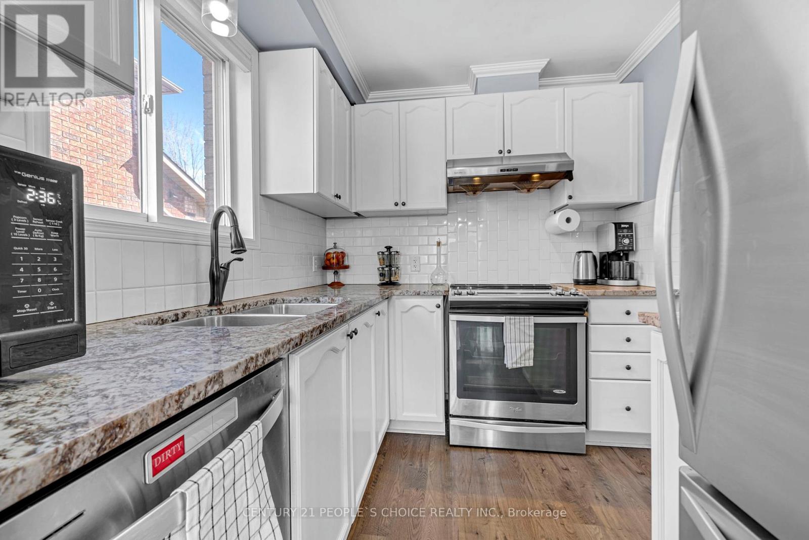 26 Booth Lane, Barrie, Ontario  L4N 0S4 - Photo 11 - S12866222