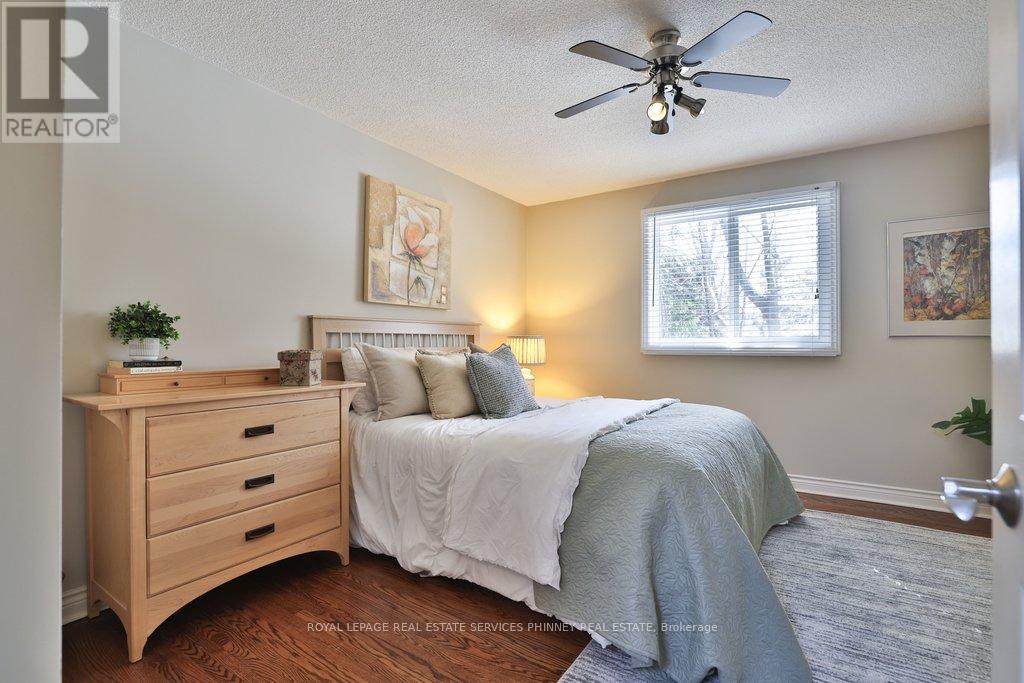 1244 Woodland Avenue, Mississauga, Ontario  L5G 2X9 - Photo 21 - W12820926