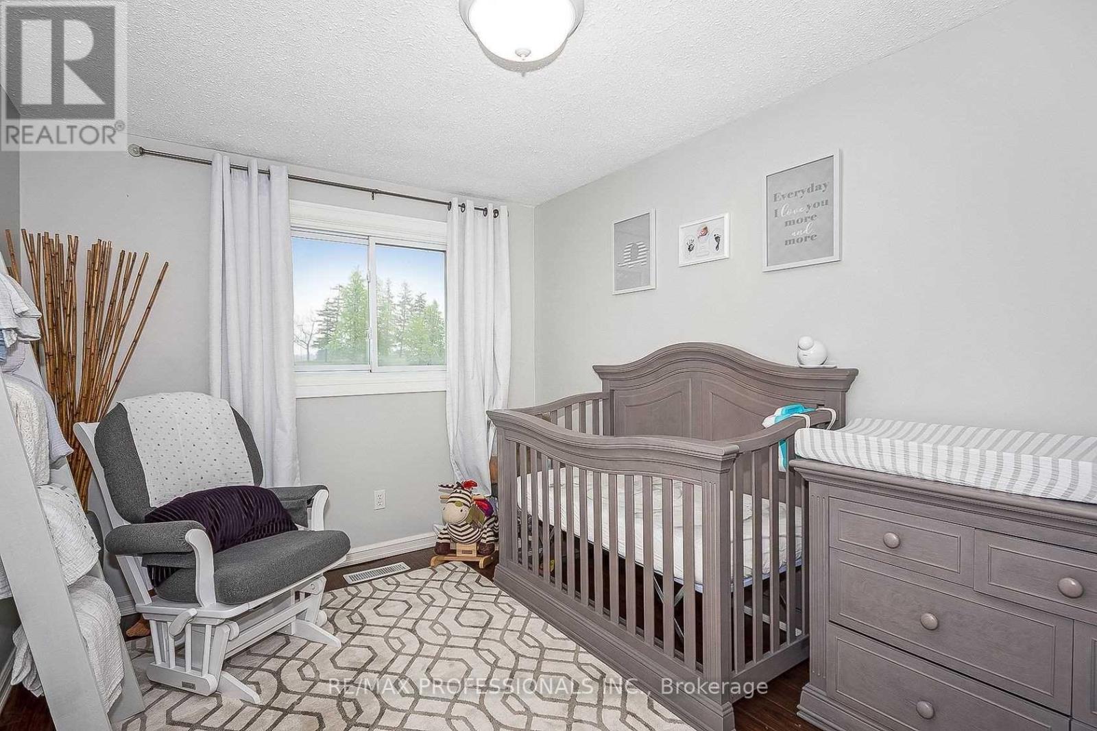 180 Royal Salisbury Way, Brampton, Ontario  L6V 3J9 - Photo 16 - W12822850