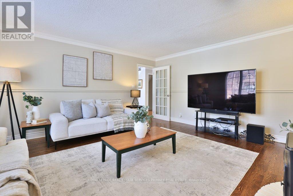 1244 Woodland Avenue, Mississauga, Ontario  L5G 2X9 - Photo 12 - W12820926