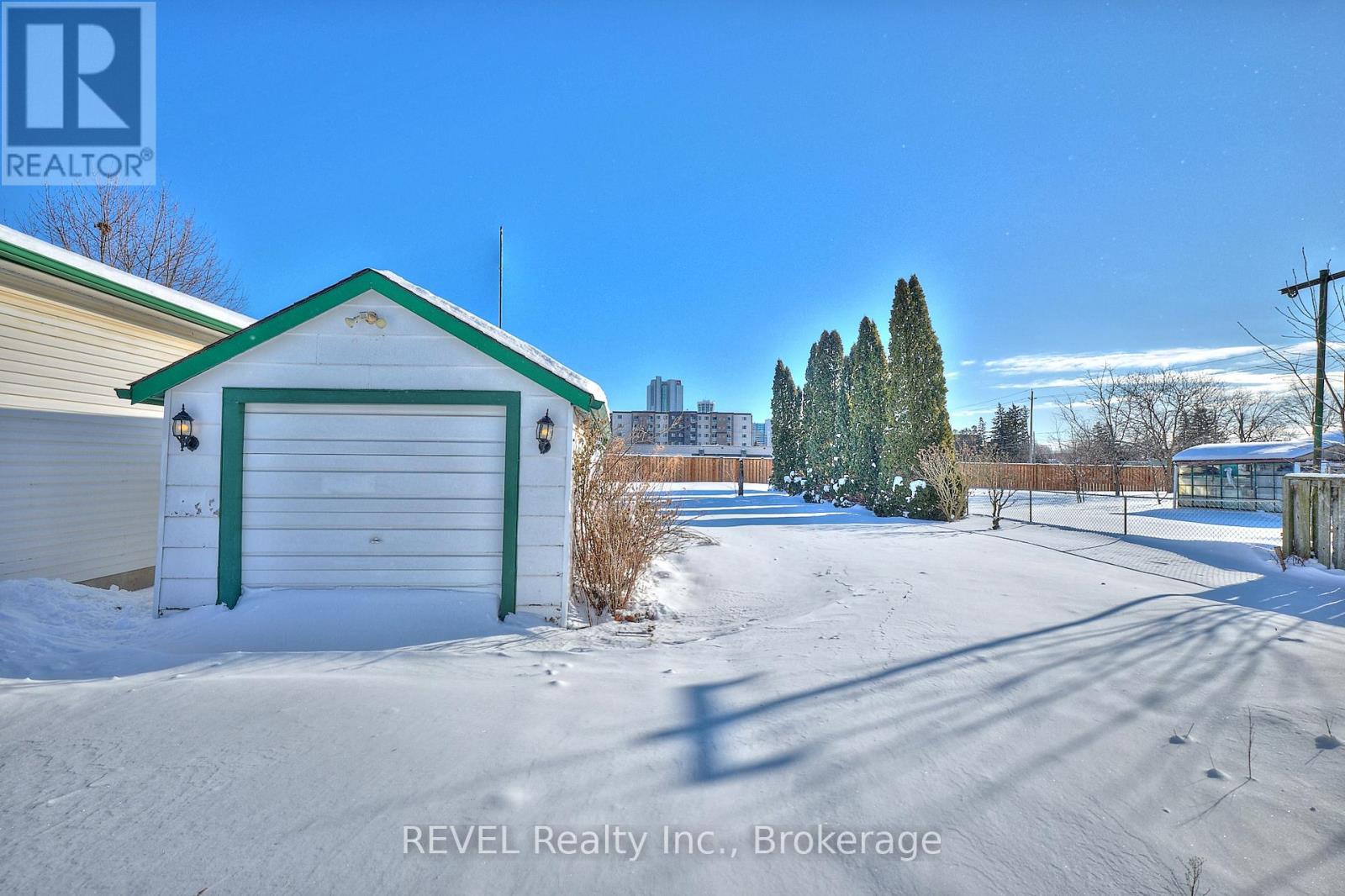 6620 Orchard Avenue, Niagara Falls, Ontario  L2G 4H5 - Photo 4 - X12712320