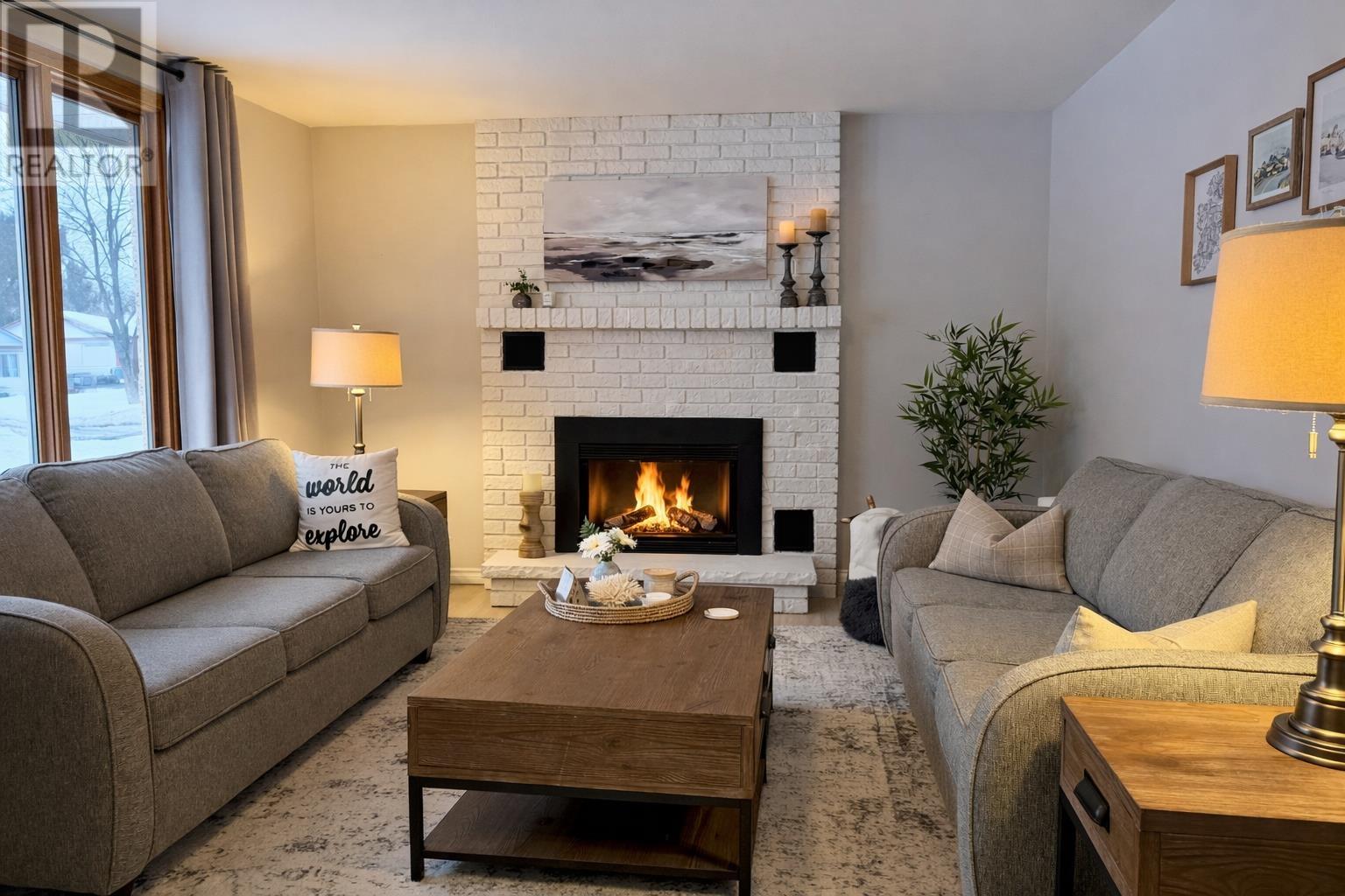 221 Cedar Ave, Thunder Bay, Ontario  P7B 4V4 - Photo 11 - TB2600411