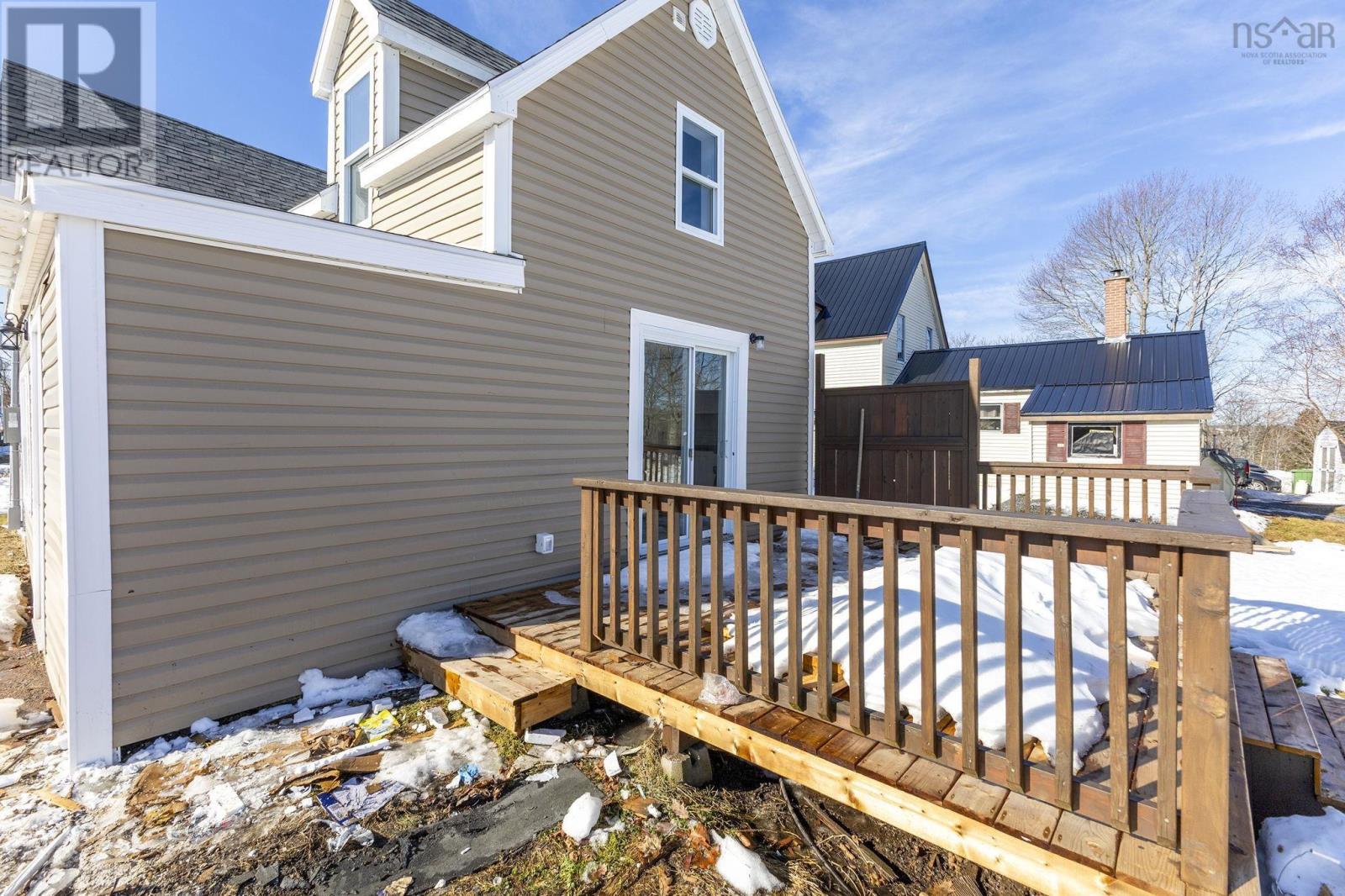 2172 North Street, Westville, Nova Scotia  B0K 2A0 - Photo 5 - 202604330