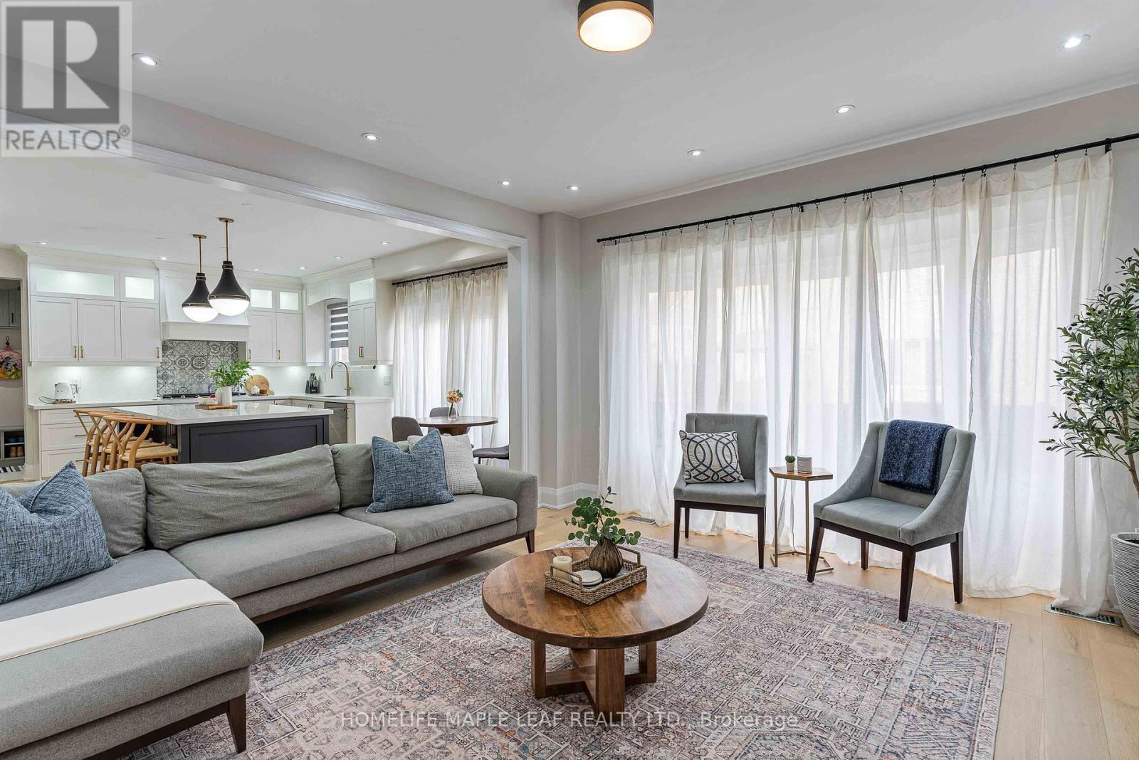 144 Bloomsbury Avenue, Brampton, Ontario  L6P 2X2 - Photo 20 - W12870112