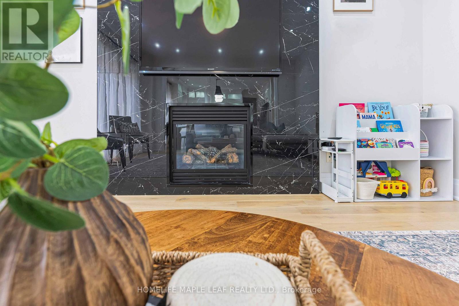 144 Bloomsbury Avenue, Brampton, Ontario  L6P 2X2 - Photo 21 - W12870112