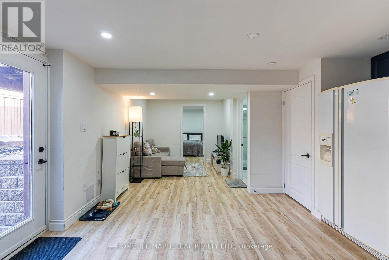 144 Bloomsbury Avenue, Brampton, Ontario  L6P 2X2 - Photo 44 - W12870112