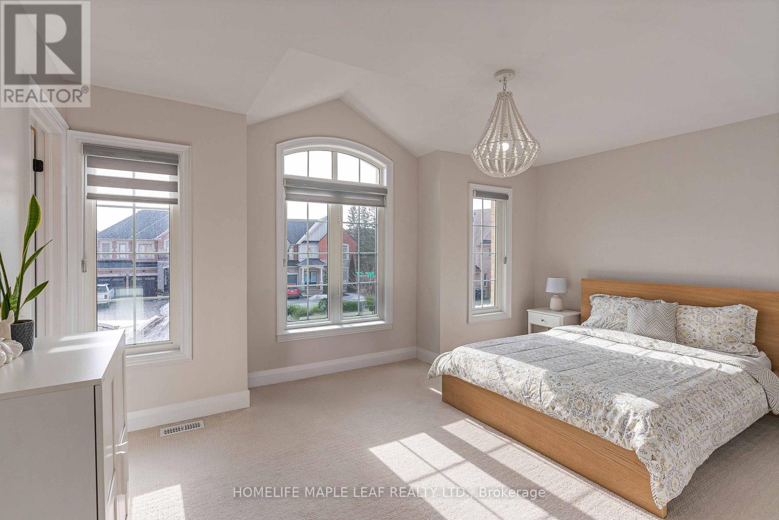 144 Bloomsbury Avenue, Brampton, Ontario  L6P 2X2 - Photo 26 - W12870112