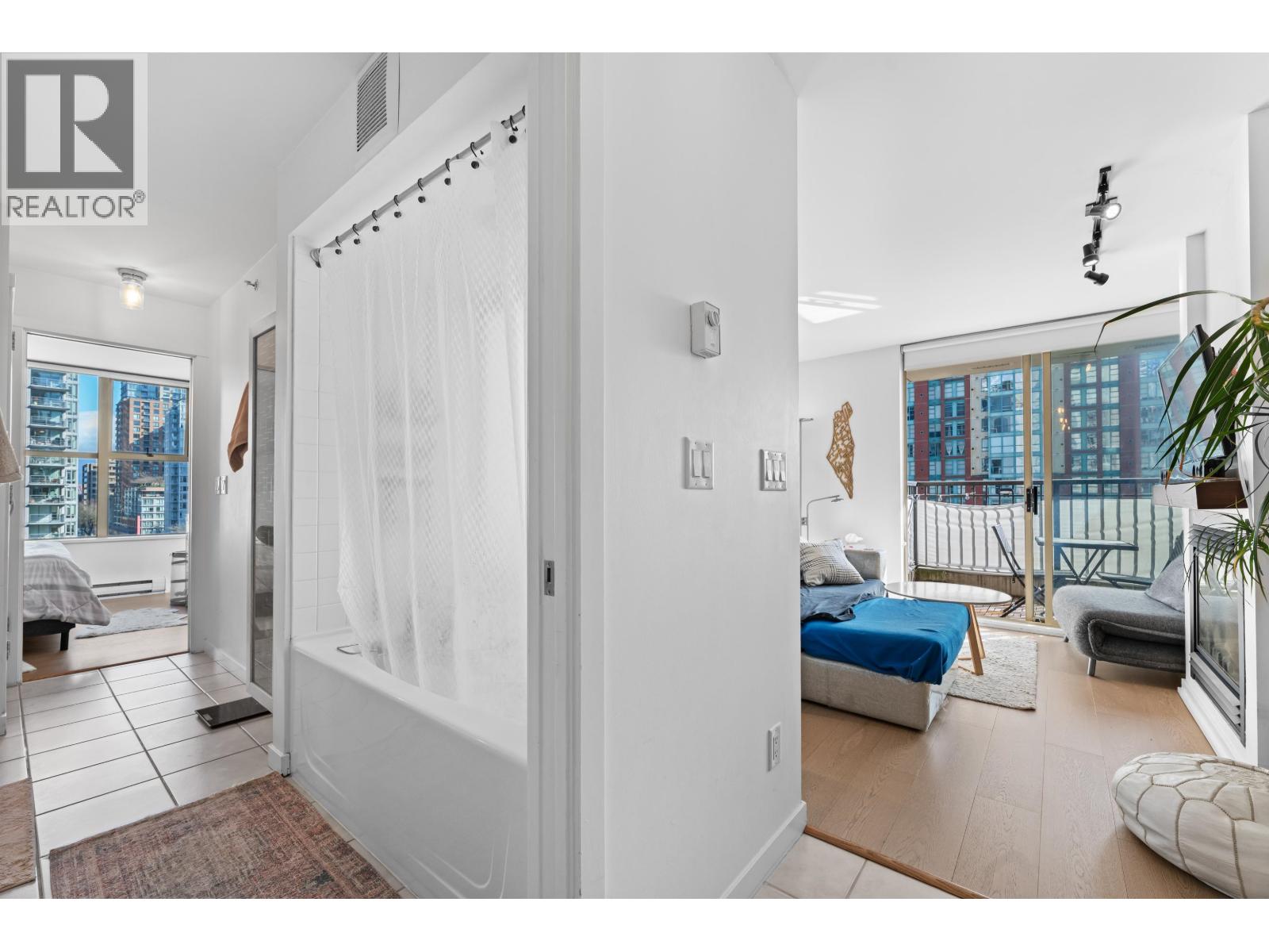 1206 969 Richards Street, Vancouver, British Columbia  V6B 1A8 - Photo 7 - R3098621