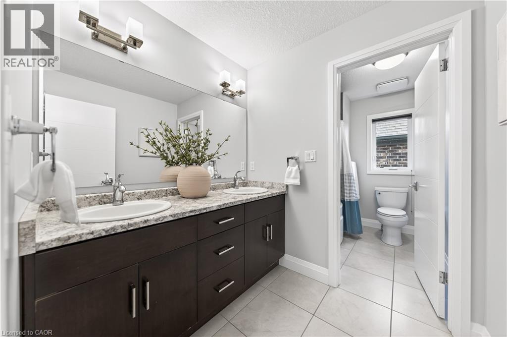 557 Millstream Drive, Waterloo, Ontario  N2K 0E1 - Photo 34 - 40811261