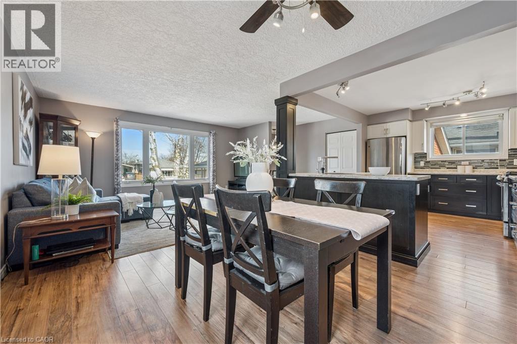 27 Graywood Court, Kitchener, Ontario  N2E 1W2 - Photo 9 - 40811180