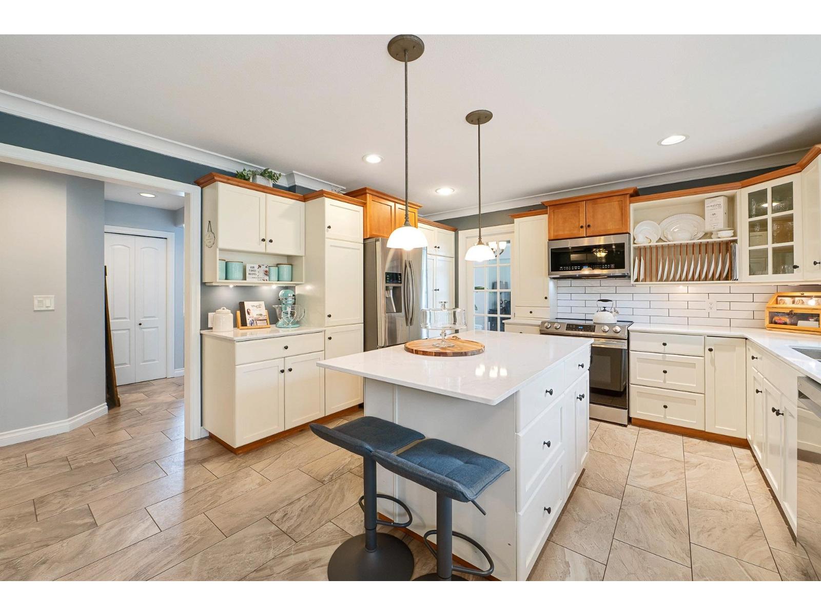 2107 Essex Drive, Abbotsford, British Columbia  V2S 7R8 - Photo 13 - R3096554