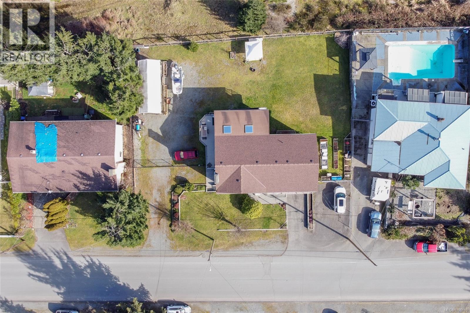 77 Johel Rd, Lake Cowichan, British Columbia  V0R 2G0 - Photo 3 - 1028119