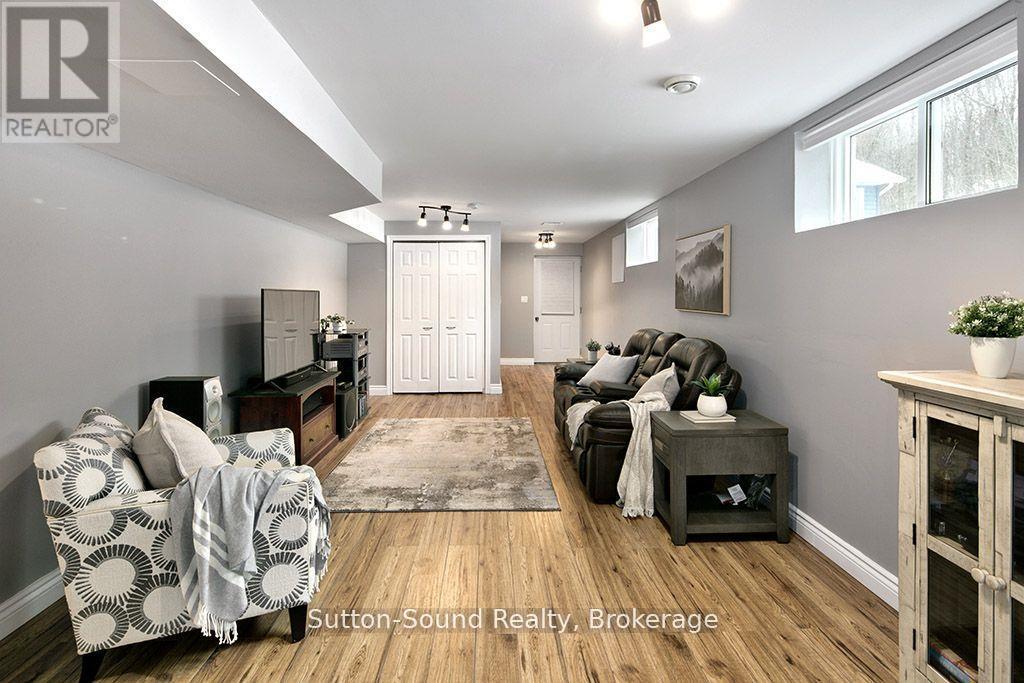 505396 Grey Road 1 Road, Georgian Bluffs, Ontario  N0H 2T0 - Photo 31 - X12870196