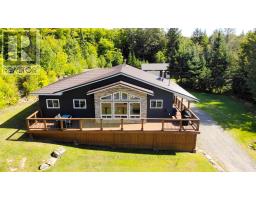 127 BURNETTS ROAD, McKellar, Ontario