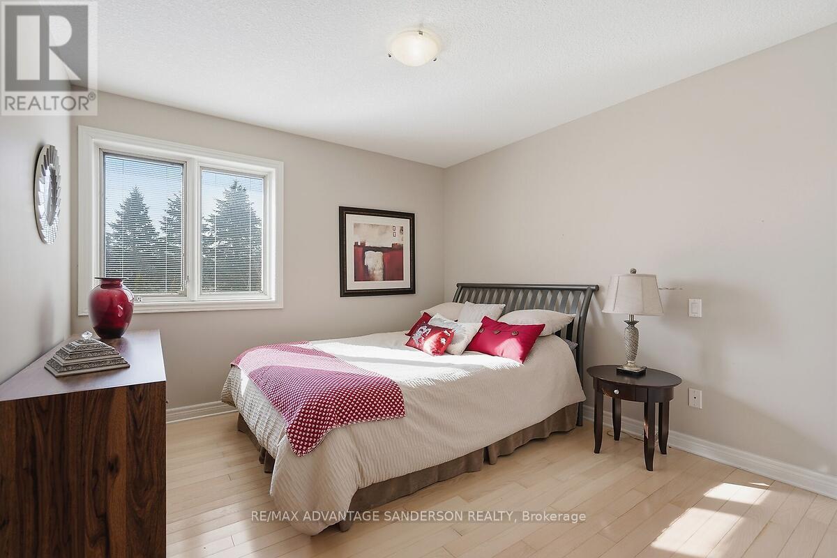 20735 Denfield Road, London North, Ontario  N6H 5L2 - Photo 39 - X12870186