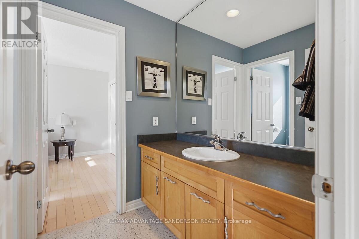 20735 Denfield Road, London North, Ontario  N6H 5L2 - Photo 41 - X12870186