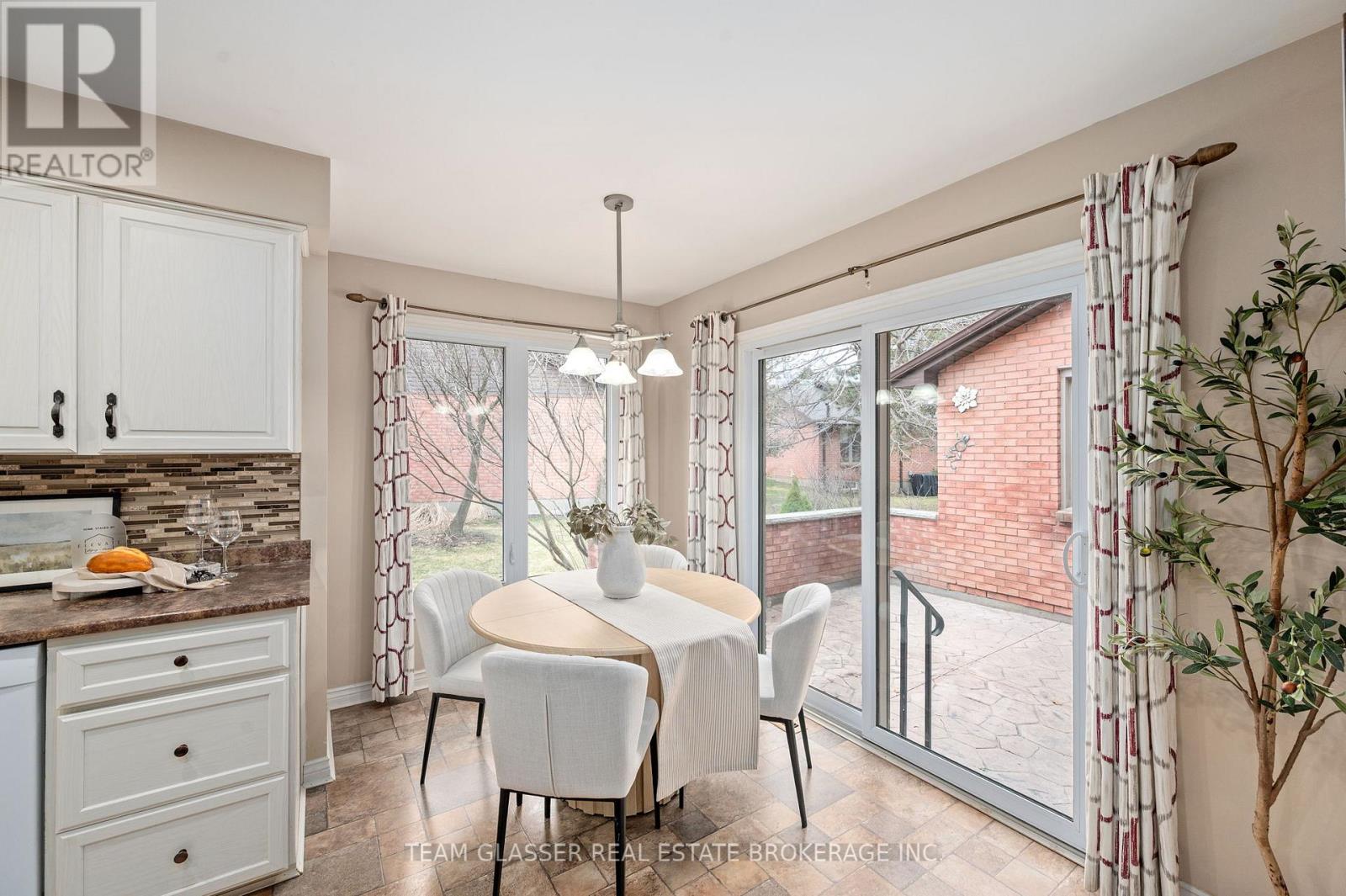 41 - 55 Fiddlers Green Road, London North, Ontario  N6H 4T8 - Photo 11 - X12870324