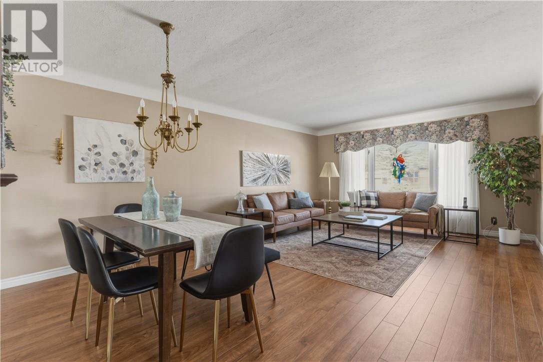 33 Oakwood Avenue, Capreol, Ontario  P0M 1H0 - Photo 4 - 2126752