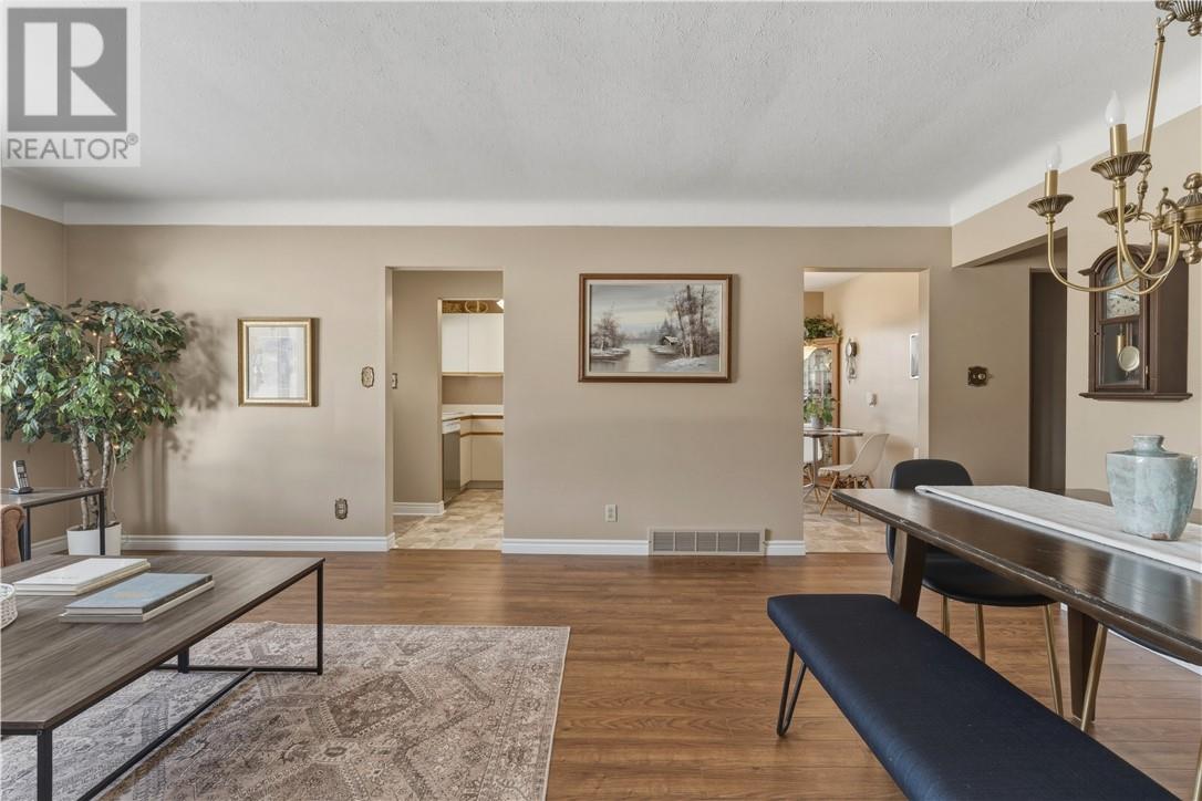 33 Oakwood Avenue, Capreol, Ontario  P0M 1H0 - Photo 6 - 2126752