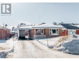33 Oakwood Avenue, Capreol, Ontario