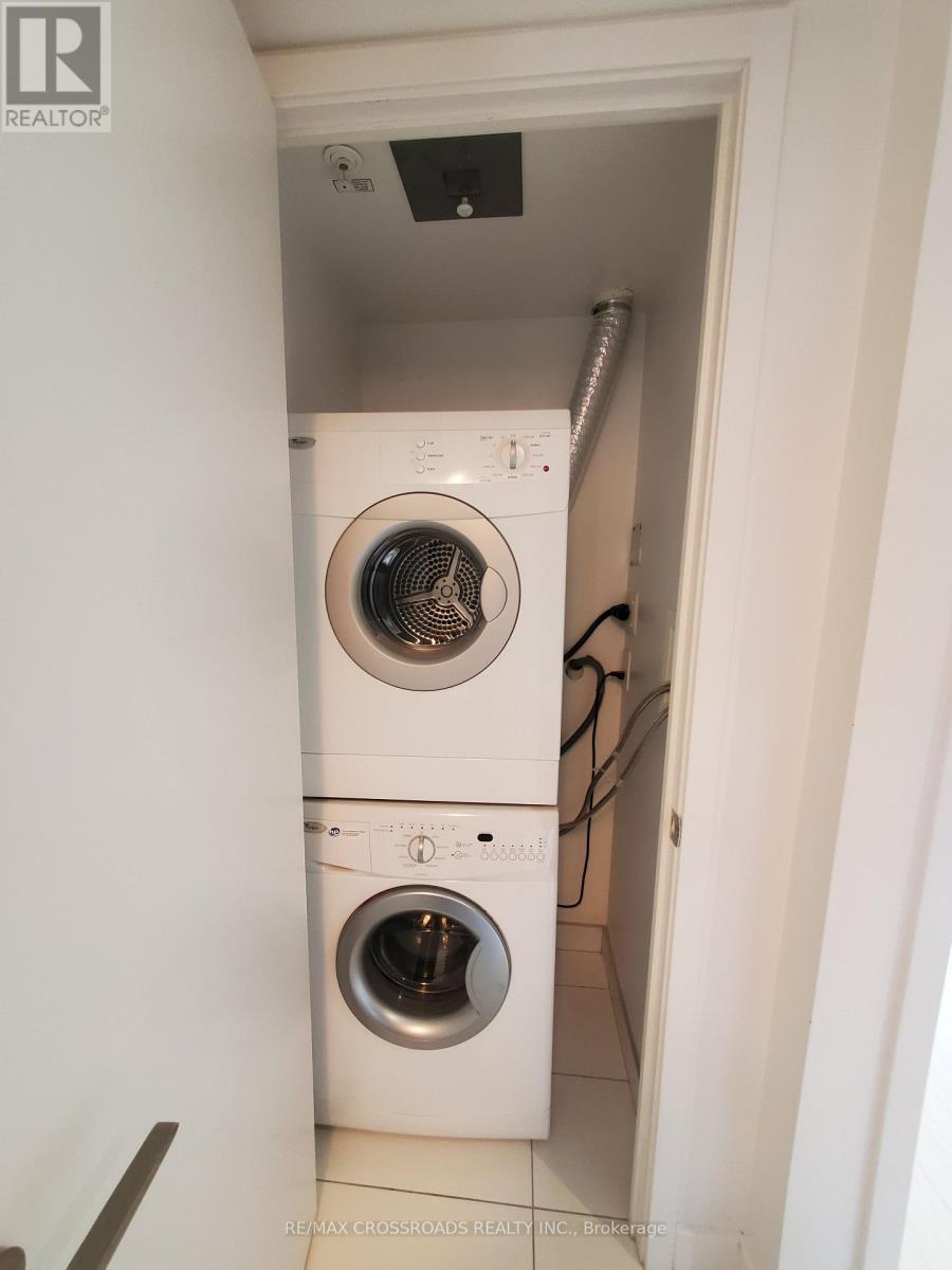 325 - 85 Queens Wharf Road, Toronto (Waterfront Communities), Ontario  M5V 0J9 - Photo 18 - C12870228