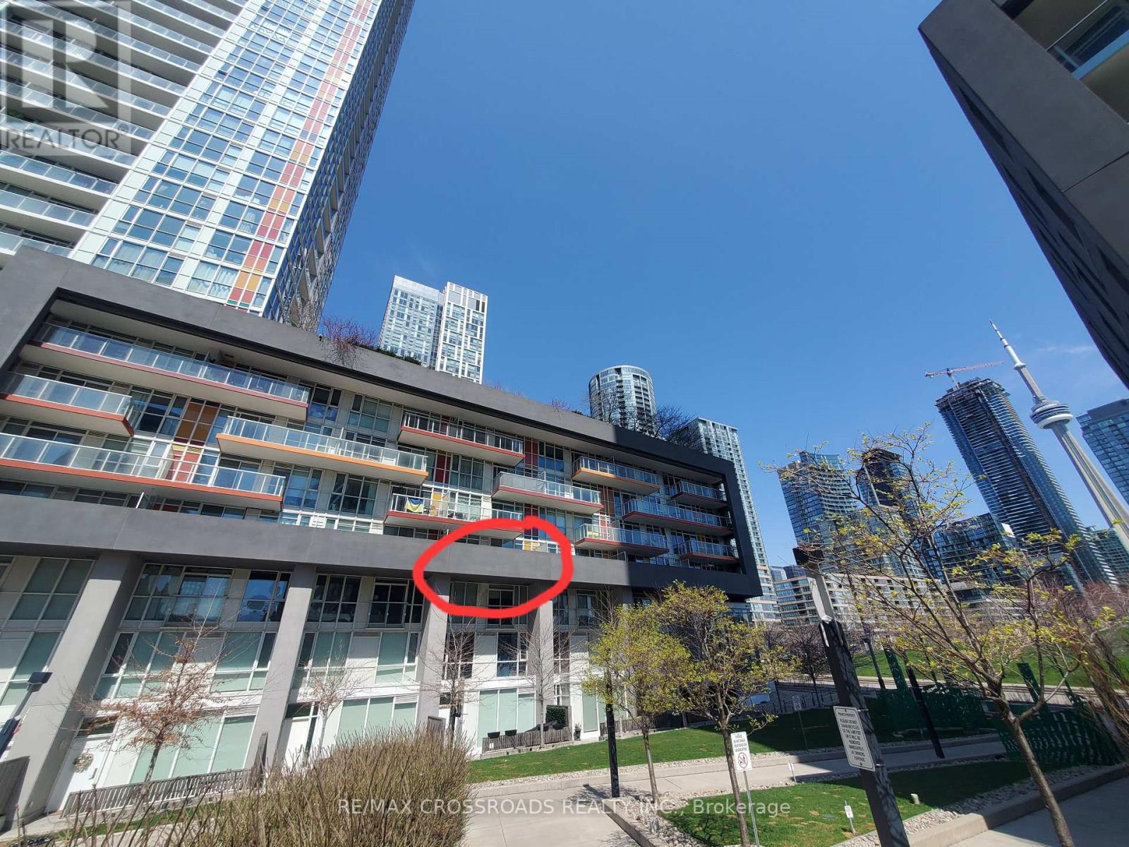 325 - 85 Queens Wharf Road, Toronto (Waterfront Communities), Ontario  M5V 0J9 - Photo 2 - C12870228