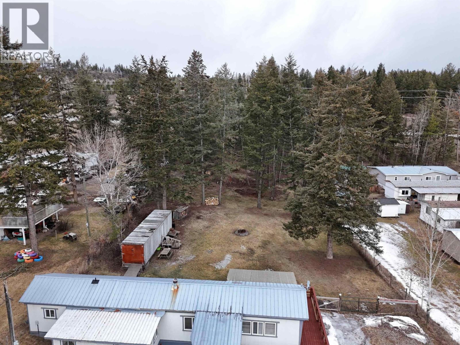 5390 Park Drive, 103 Mile House, British Columbia  V0K 2E1 - Photo 27 - R3098625